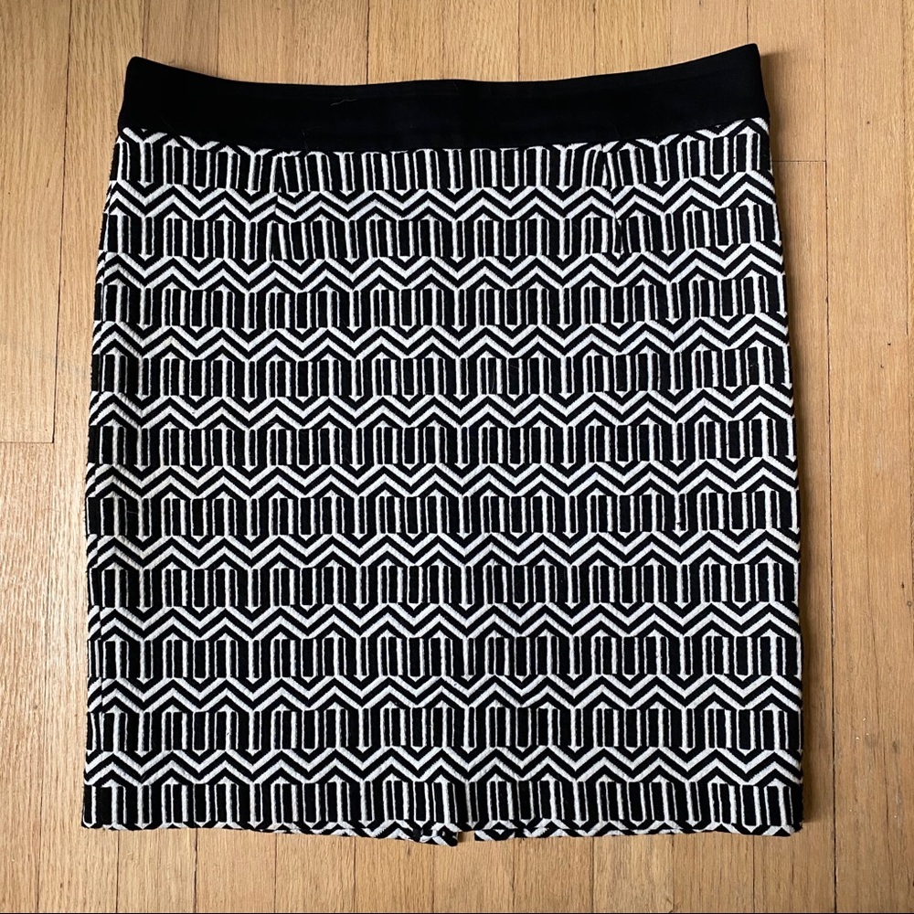 Banana Republic Geometric Pencil Skirt